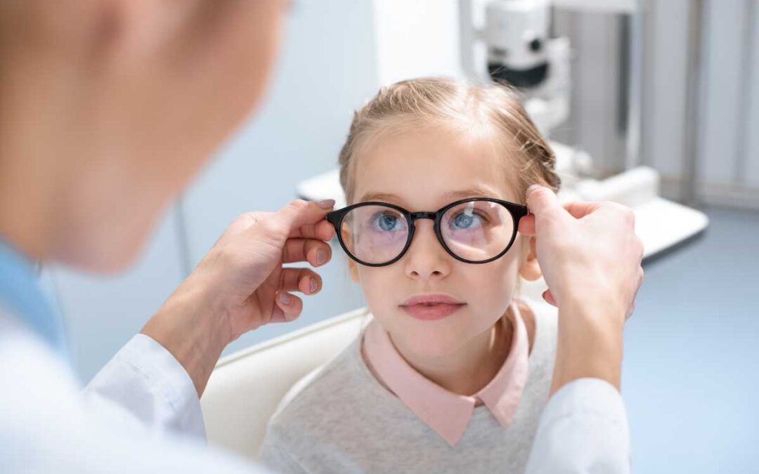 Signs of Farsightedness in Children: What Is Hyperopia?